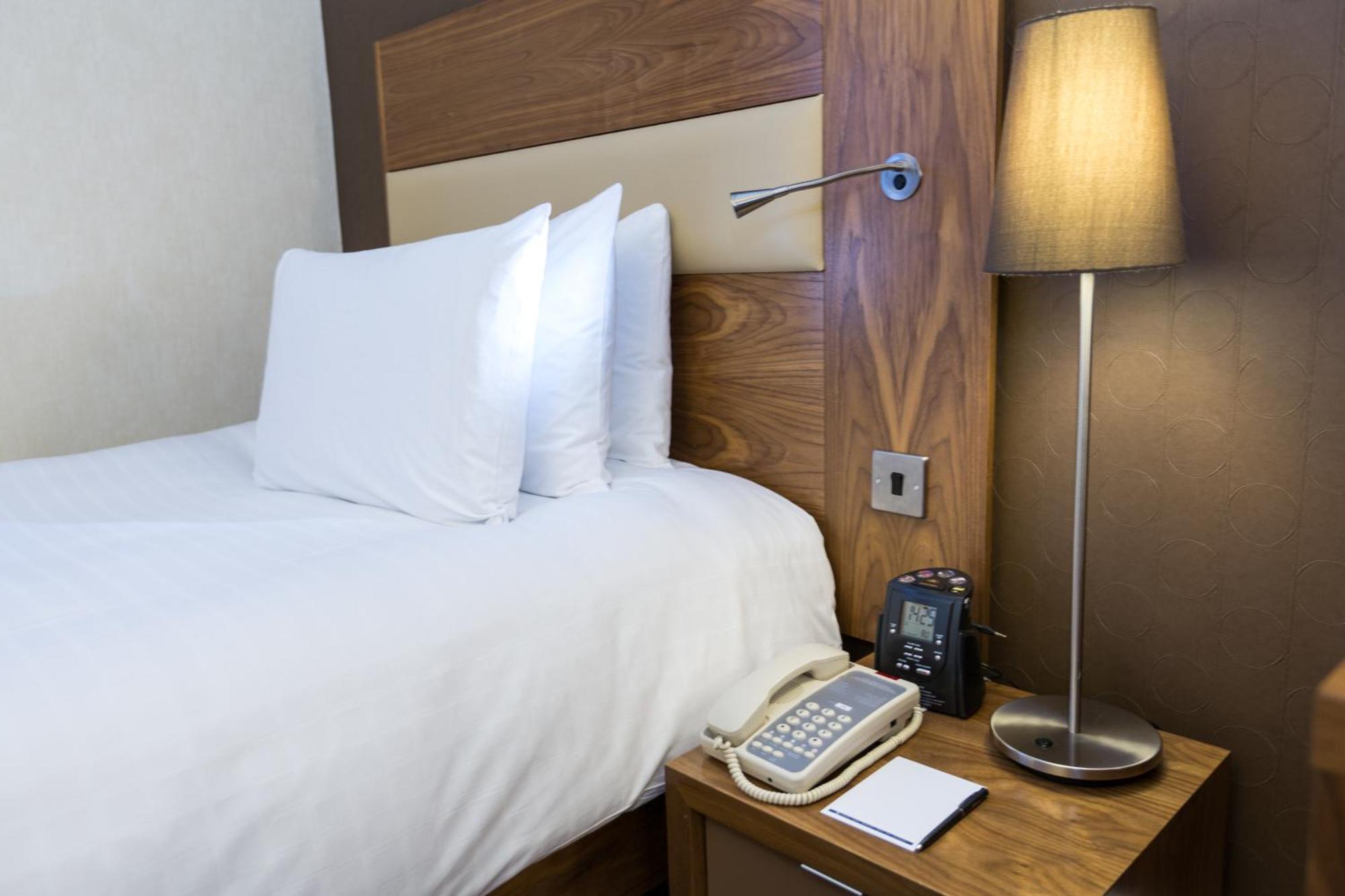 Hilton Olympia 4*